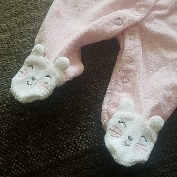Light pink onesie - Picture 3 of 4